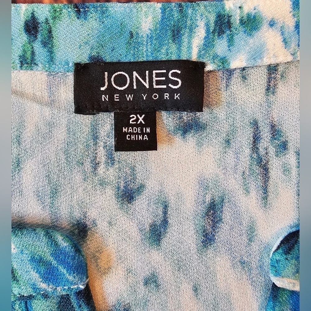 Jones New York Woman Size 2X Blue Turquoise Color Sleeveless Top Layer Shell - Picture 3 of 7